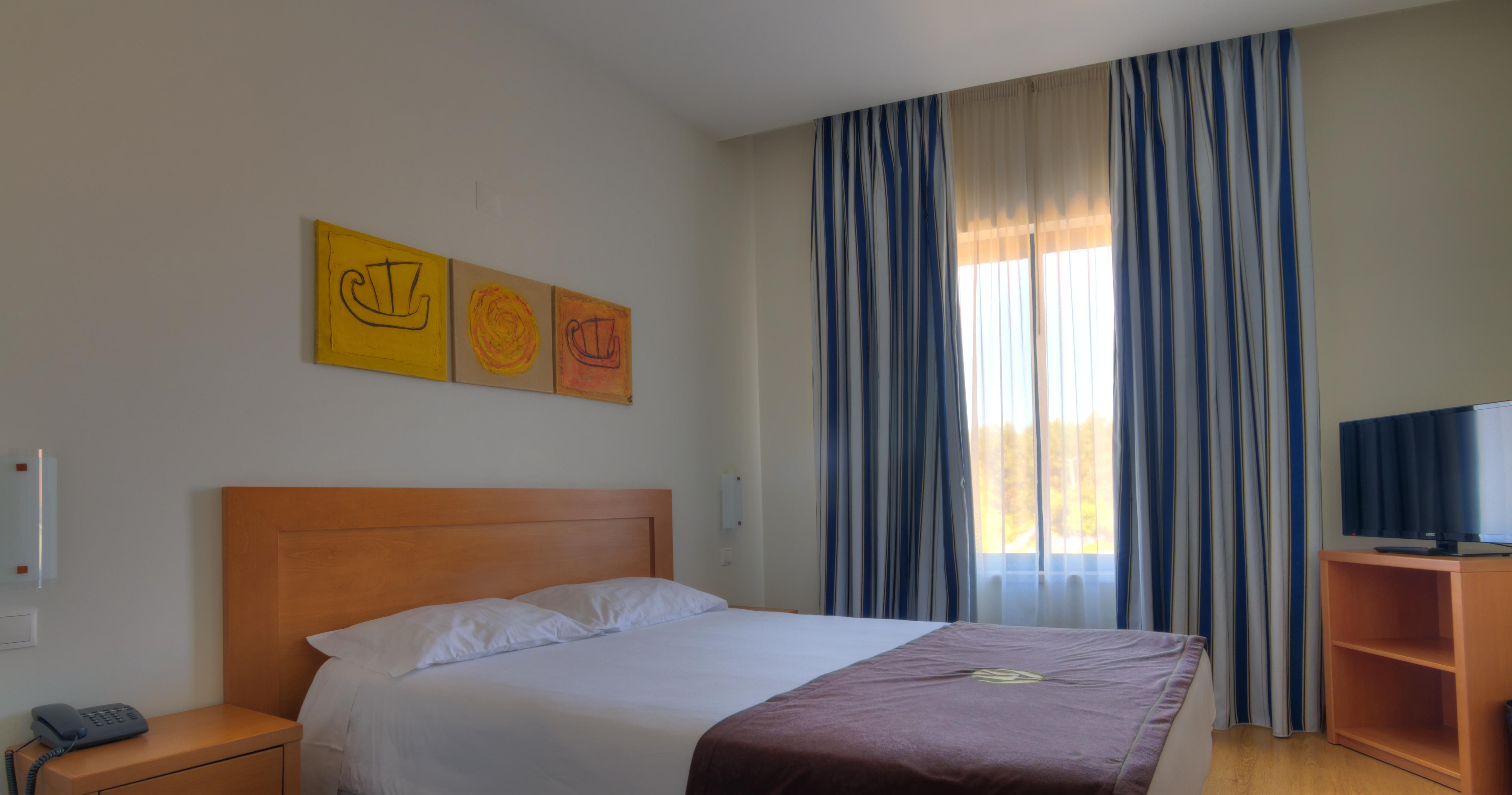 Lam Hotel Estarreja Buitenkant foto