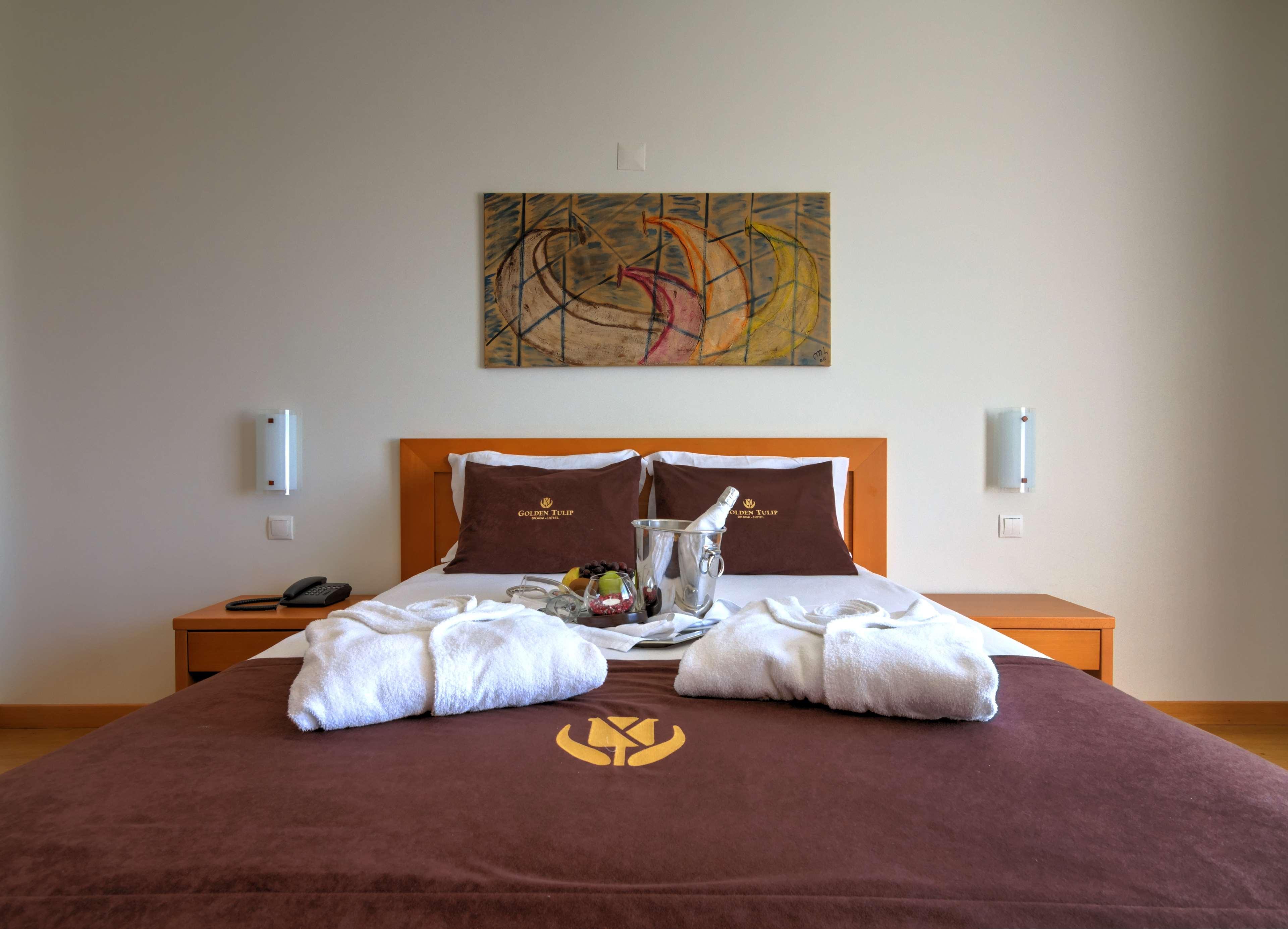 Lam Hotel Estarreja Buitenkant foto