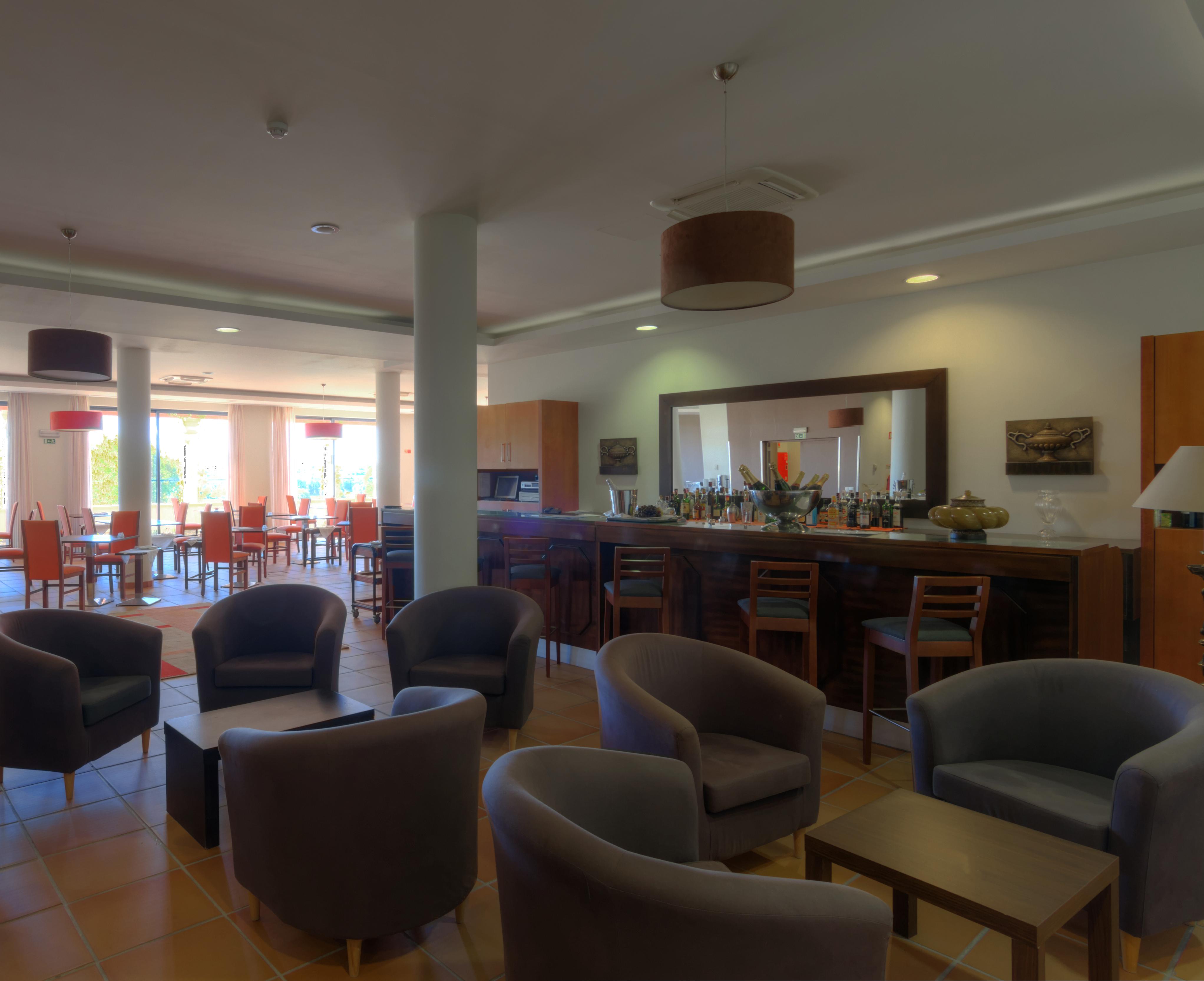 Lam Hotel Estarreja Buitenkant foto