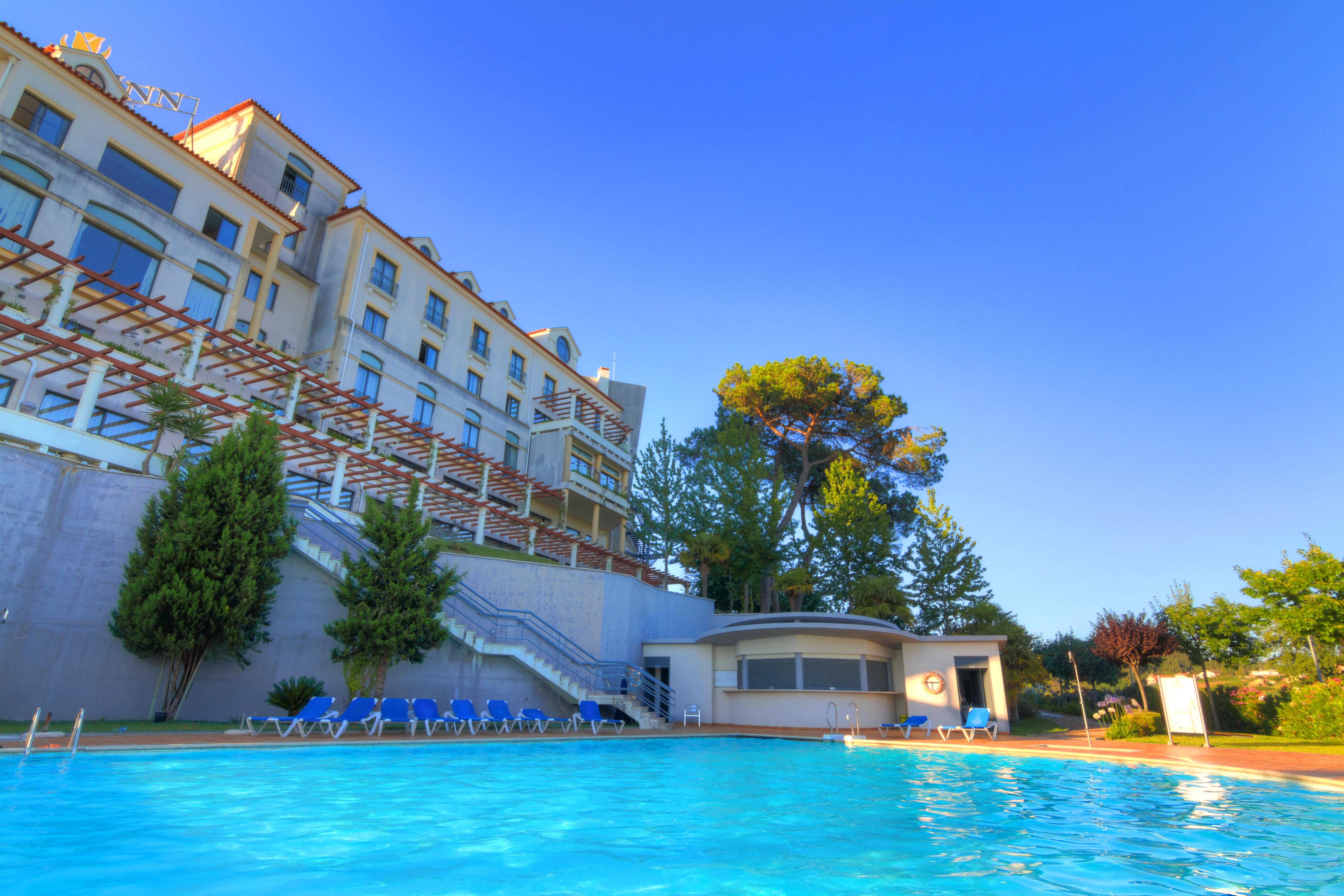 Lam Hotel Estarreja Buitenkant foto